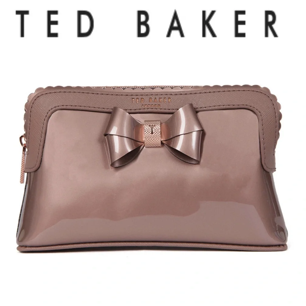 TED BAKER ROSE GOLD SCALLOPED COSMETIC BAG NWT